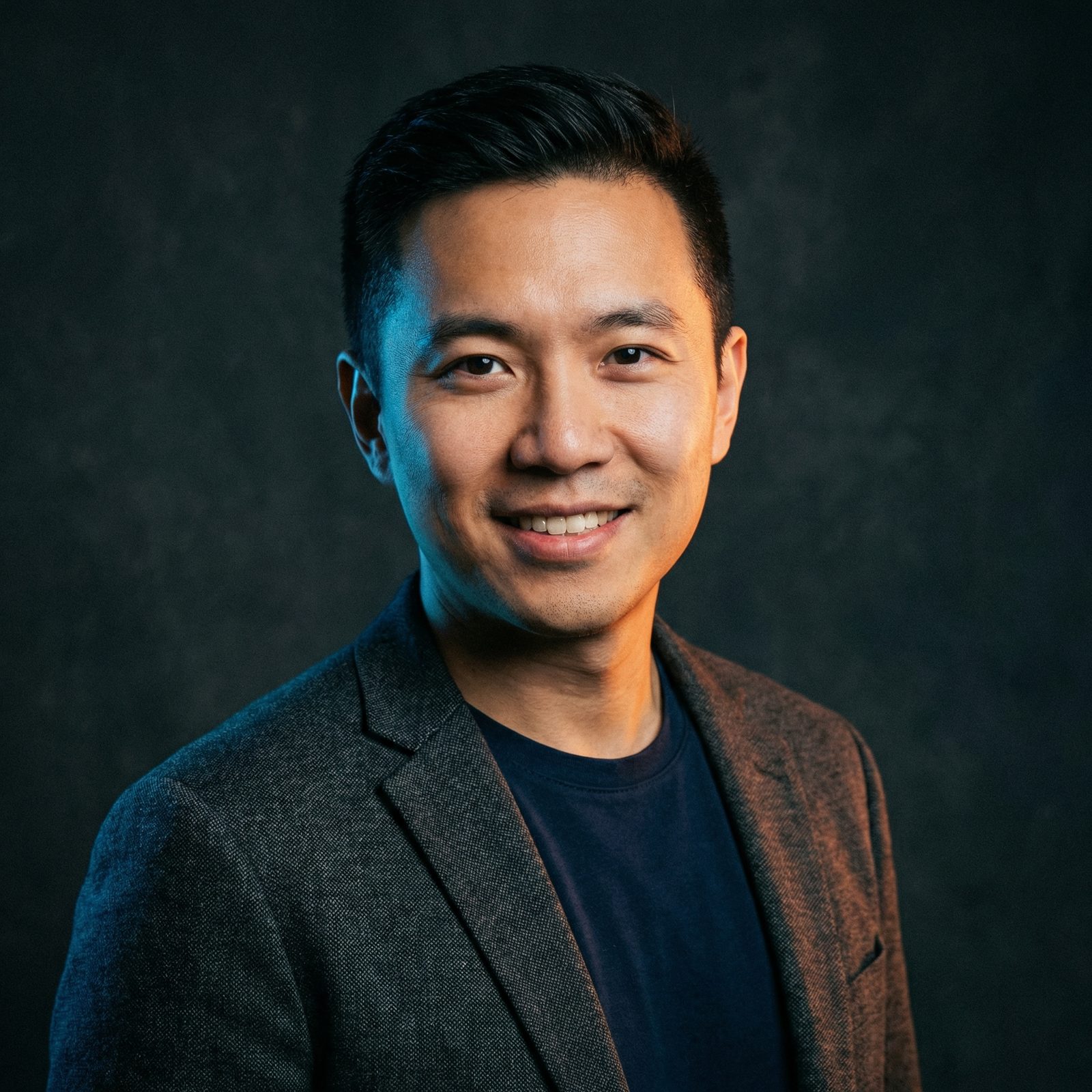 户外露出影视传媒资深制片人王浩然